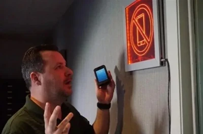 Yozuv blokeri va signal bloker o'rtasidagi farq nima?